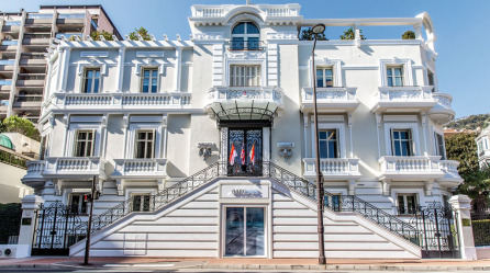 Barclays Monaco : une jeune femme de 100 ans !